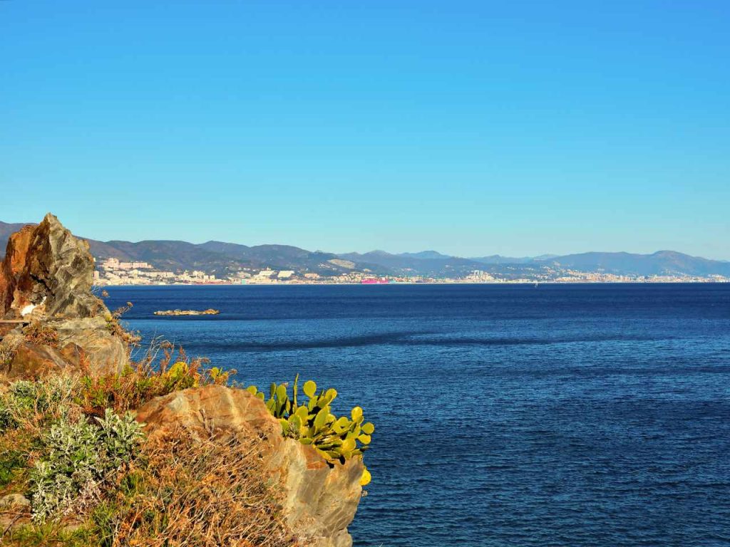 paesaggio di Arenzano su mare